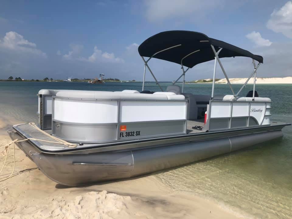 Bentley Pontoon Available for Boat Renta